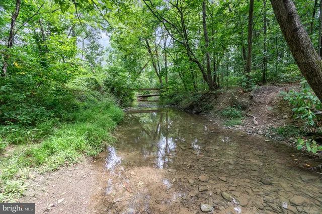 $1,395,000 | 10 Sand Pine Court, Mechanicsburg, PA 17050