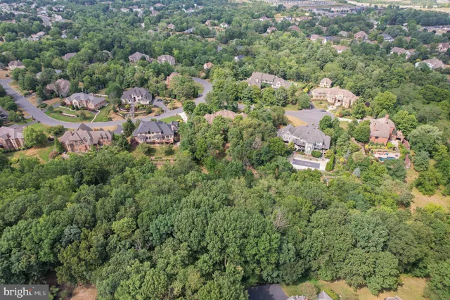 $1,395,000 | 10 Sand Pine Court, Mechanicsburg, PA 17050