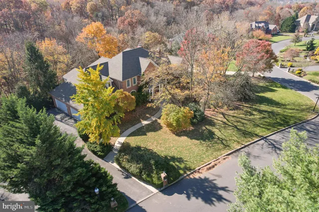 $1,395,000 | 10 Sand Pine Court, Mechanicsburg, PA 17050