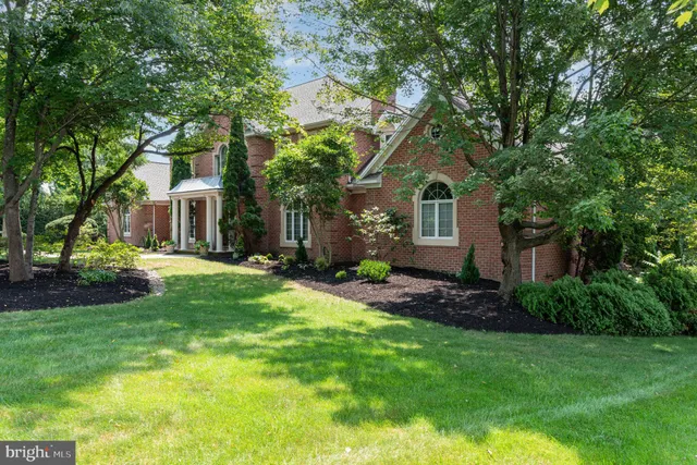 $1,395,000 | 10 Sand Pine Court, Mechanicsburg, PA 17050