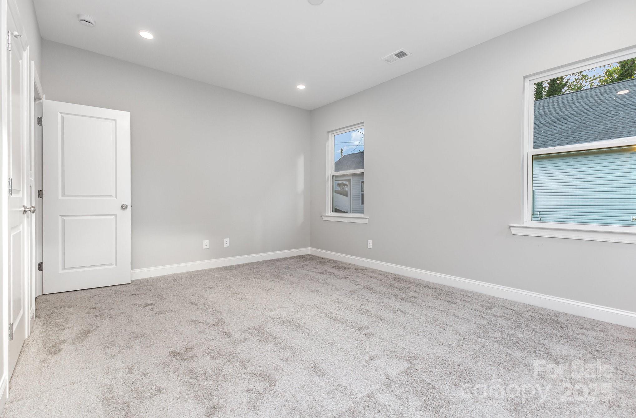 1011 Donohoe Road Gastonia, NC 28052 - Photo 16 of 23