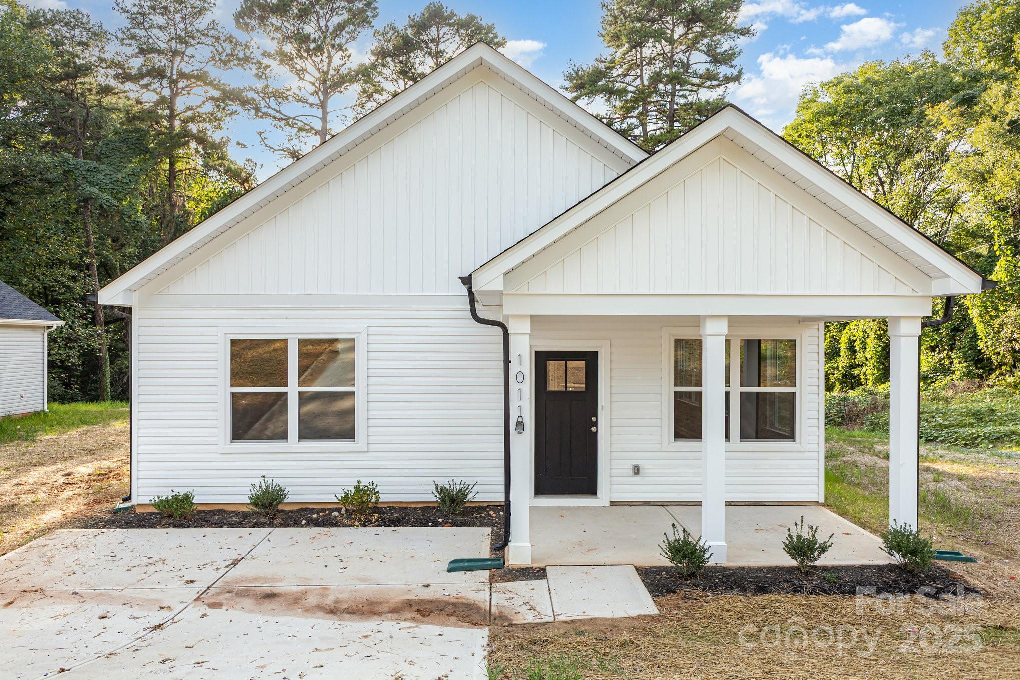 1011 Donohoe Road Gastonia, NC 28052 - Photo 2 of 23