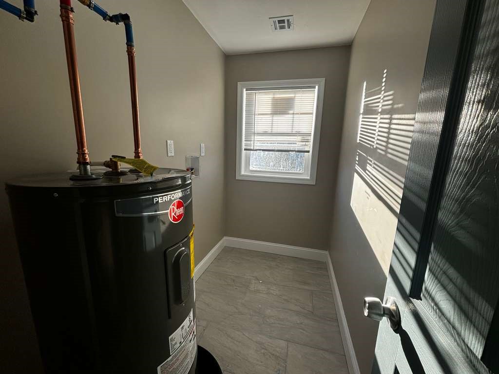 375 Public Street, Unit 2 Providence, RI 02905 - Photo 9 of 13