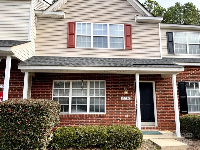 $1,550 | 10032 Pergola View Court, Charlotte, NC 28213
