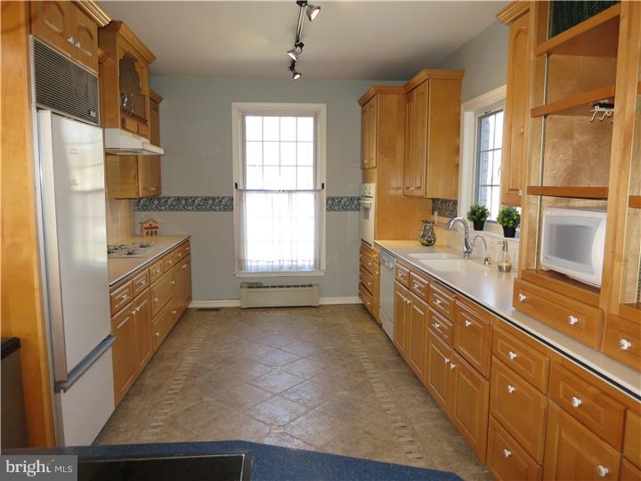 350 Plymouth Road Blue Bell, PA 19422 - Photo 8 of 25 Gallery Image 8