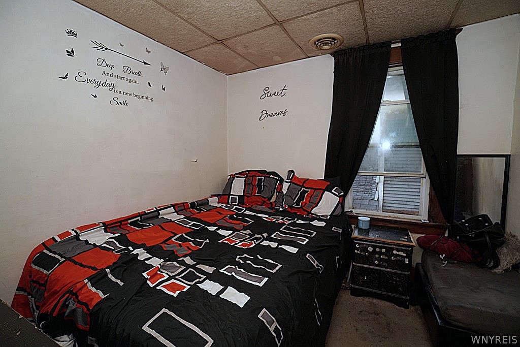 54 Pine Ridge Road Cheektowaga, NY 14211 - Photo 24 of 33