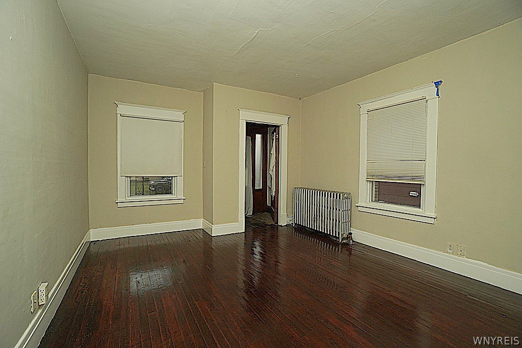 54 Pine Ridge Road Cheektowaga, NY 14211 - Photo 4 of 33