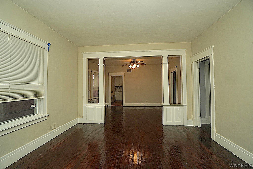 54 Pine Ridge Road Cheektowaga, NY 14211 - Photo 5 of 33