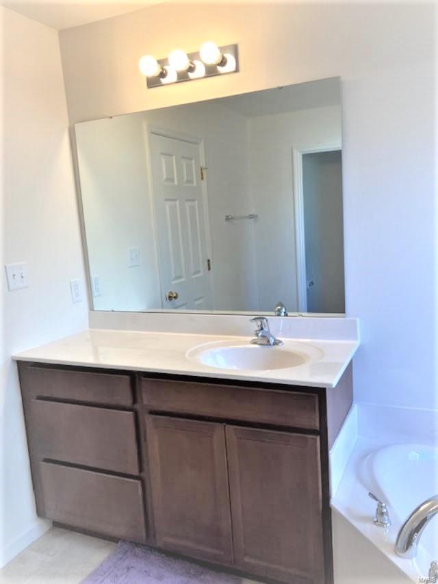 255 Arbors At Bridle Path Ballwin, MO 63021 - Photo 14 of 21