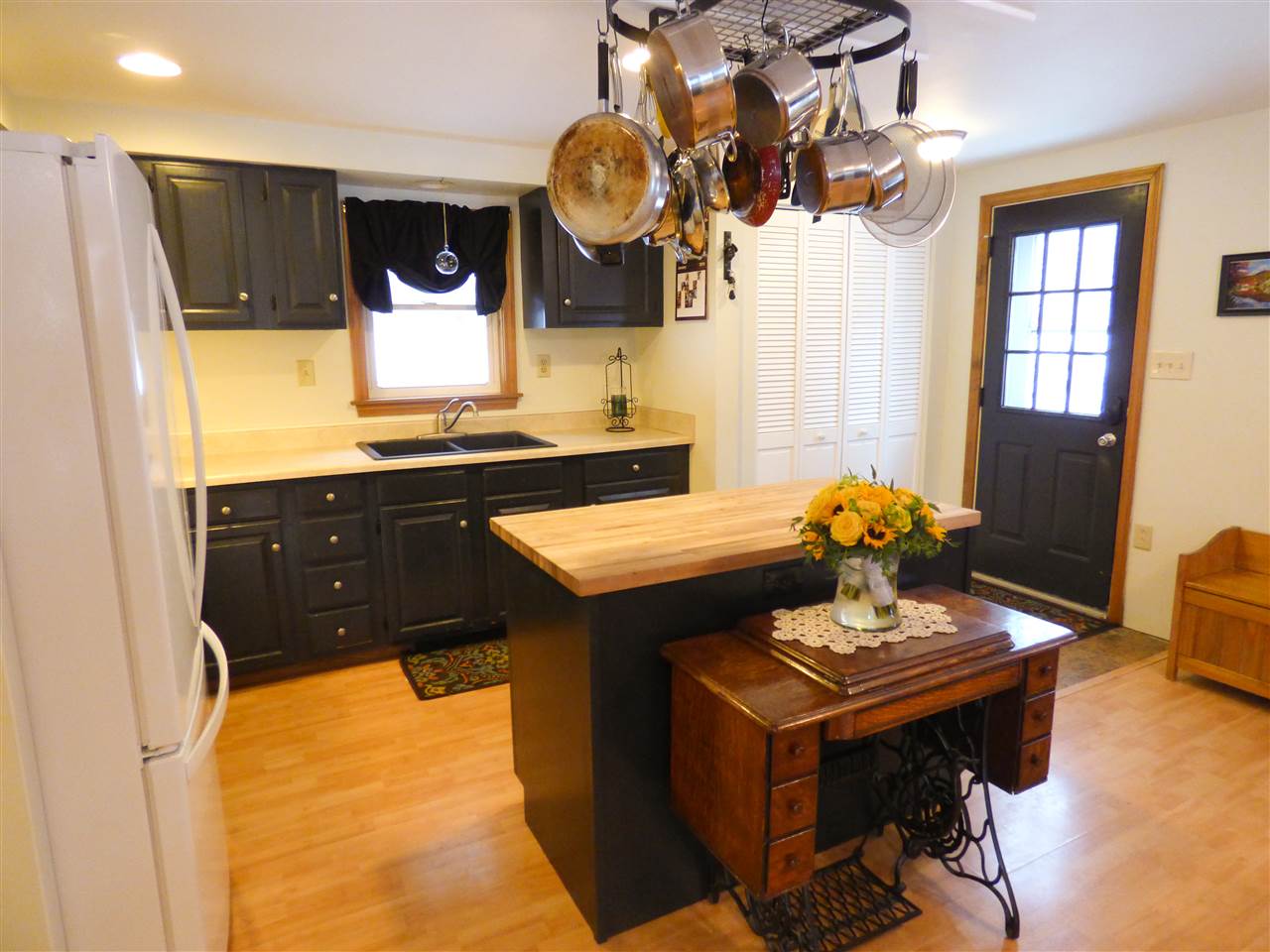 100 Cider Mill Road Shaftsbury, VT 05262 - Photo 13 of 26 Gallery Image 13
