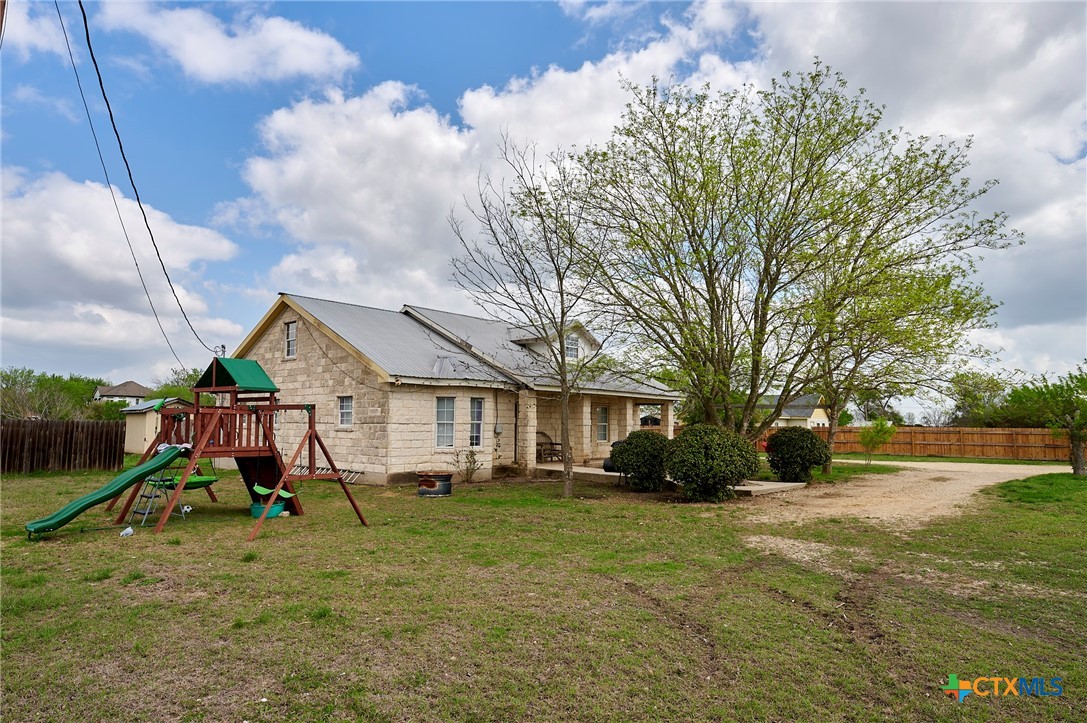 1085 Garrett Trail Maxwell, TX 78656 - Photo 4 of 36
