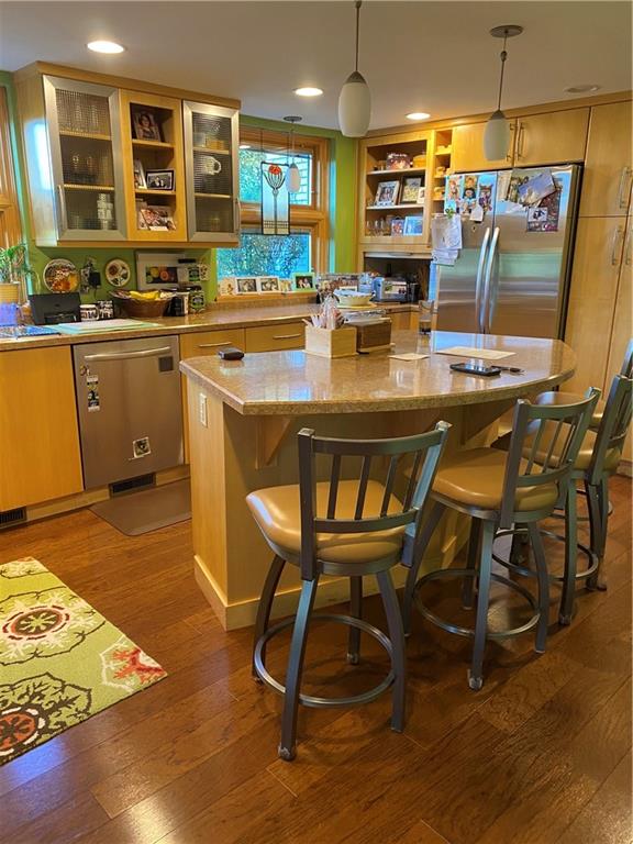 Kitchen area- great for gatherings
