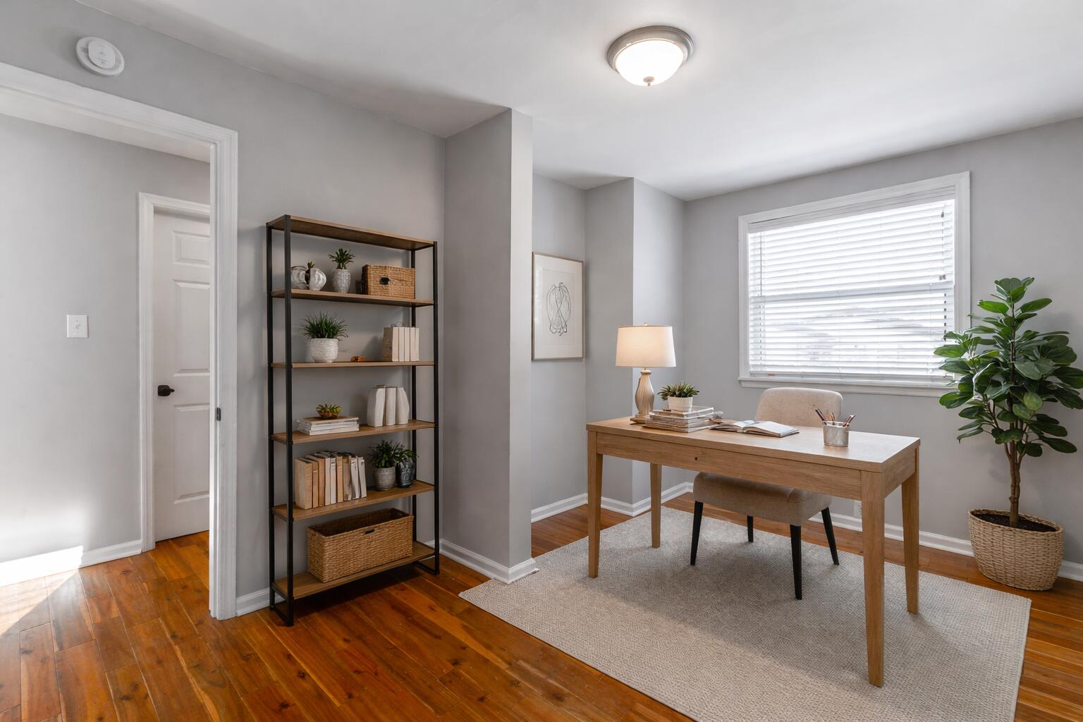 1908 Cleveland Avenue Chattanooga, TN 37404 - Photo 11 of 39 ChatGPT Image Mar 19, 2026 at 04_19_47 P