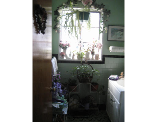 103 Lorna Road Boston, MA 02126 - Photo 8 of 15 Gallery Image 8