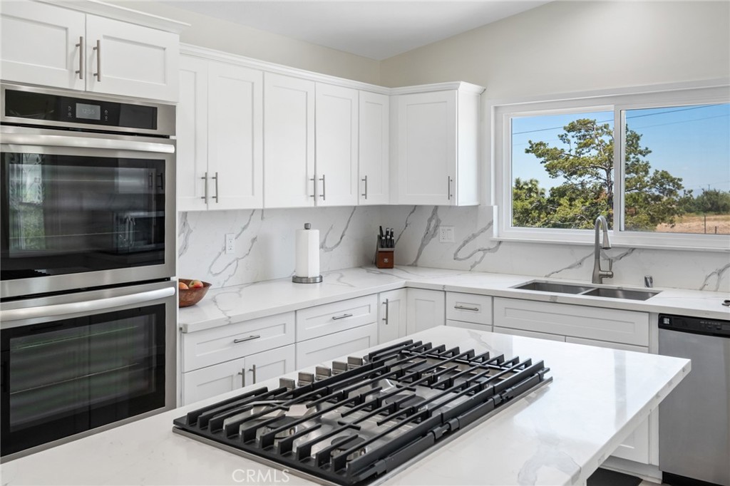 8837 Malpaso Road Phelan, CA 92371 - Photo 19 of 72