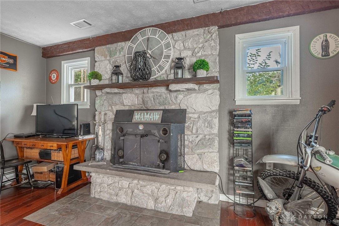 8375 North Montgomery County Line Road Englewood, OH 45322 - Photo 16 of 42 Gallery Image 16