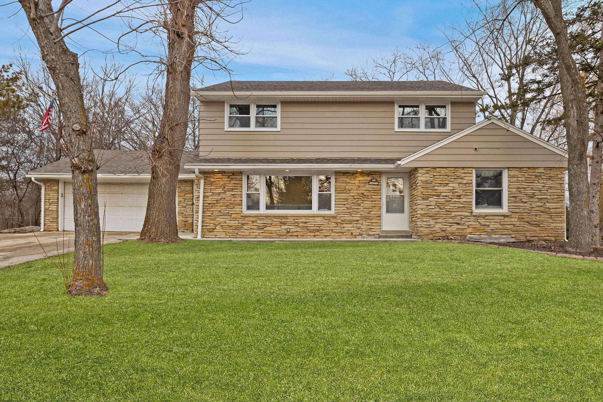 N76W14092 Appleton Avenue Menomonee Falls, WI 53051 - Photo 1 of 1 Welcome to N76W14092 Appleton Ave!