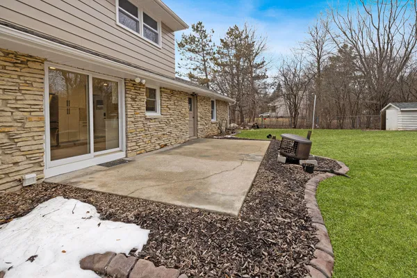 $534,900 | N76W14092 Appleton Avenue, Menomonee Falls, WI 53051