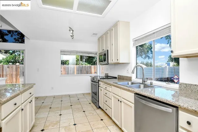 $640,000 | 738 Valley Green Drive, Brentwood, CA 94513