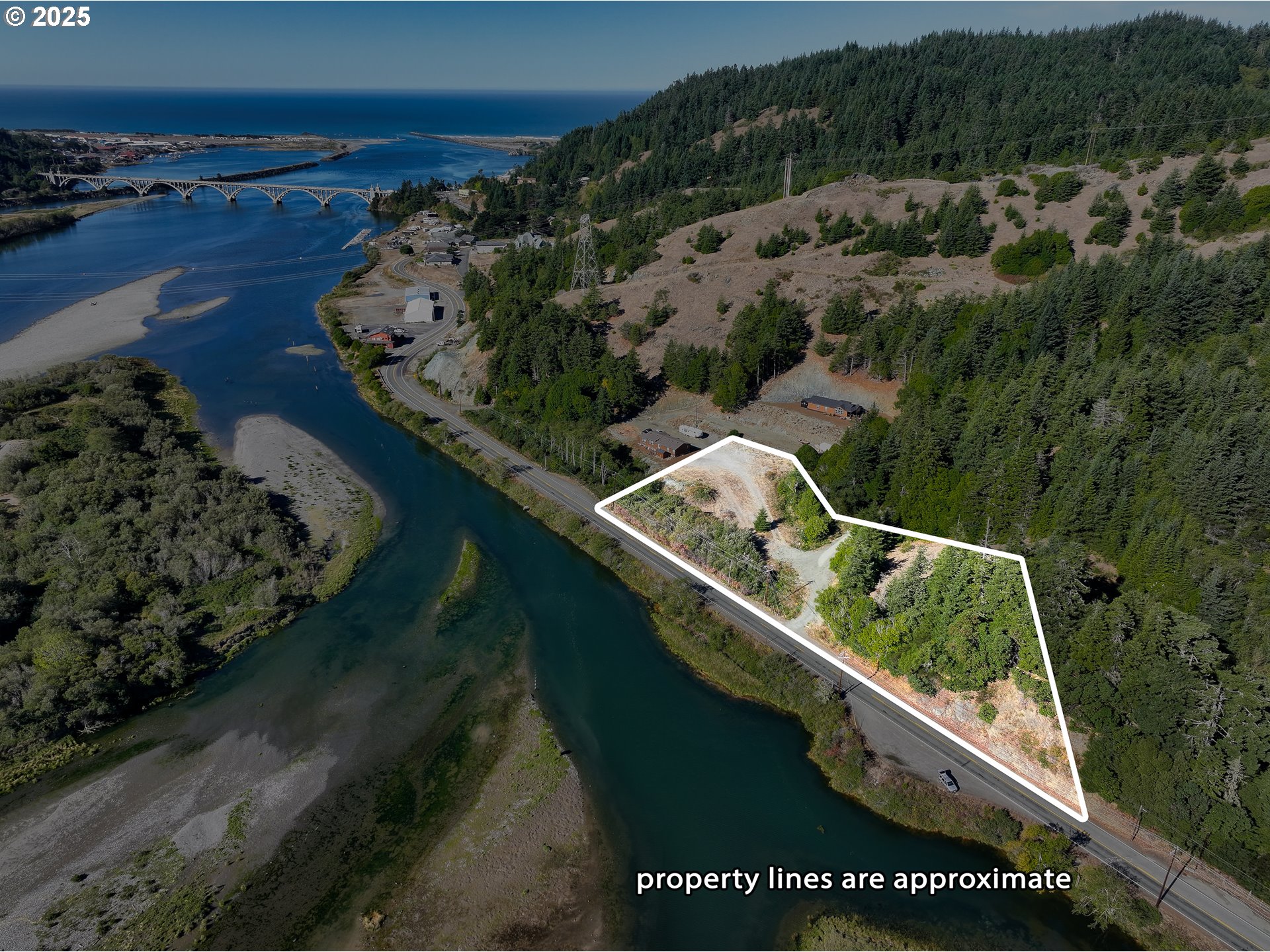 0 North Bank Rogue River Road Gold Beach, OR 97444 - Photo 2 of 23