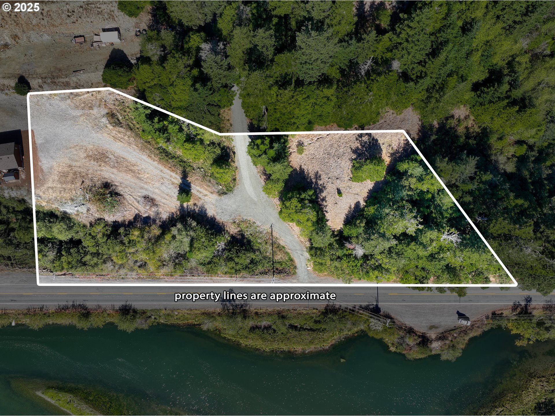 0 North Bank Rogue River Road Gold Beach, OR 97444 - Photo 8 of 23