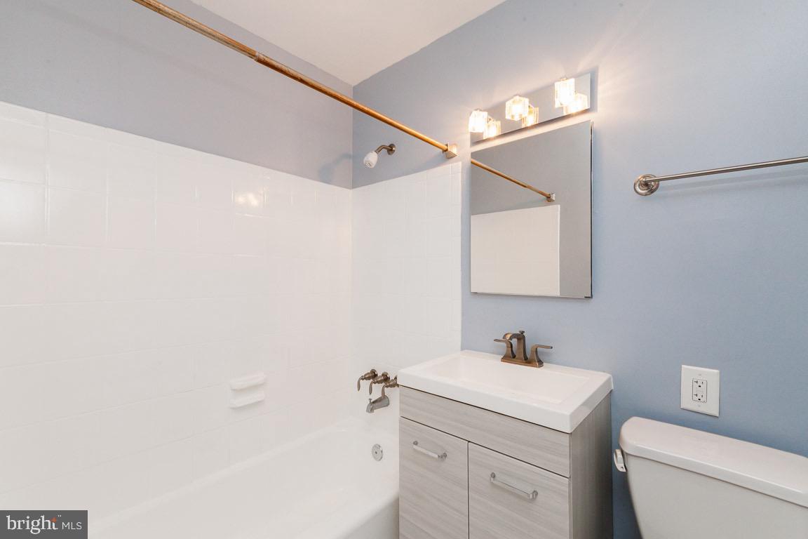 210 43rd Road Northeast, Unit 303 Washington, DC 20019 - Photo 16 of 25 Gallery Image 16