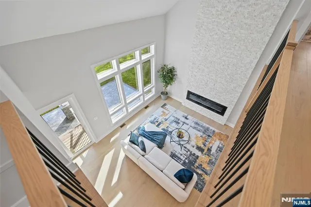 $2,399,000 | 6 Sparrow Drive, Livingston, NJ 07039