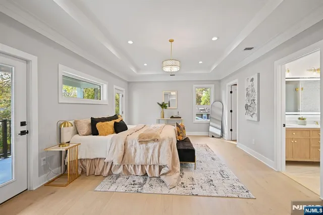 $2,399,000 | 6 Sparrow Drive, Livingston, NJ 07039