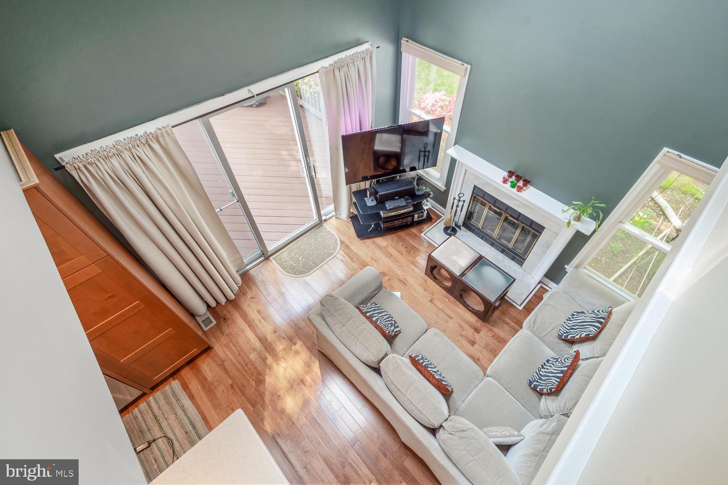 17332 Buehler Road Olney, MD 20832 - Photo 12 of 25 Family Room
