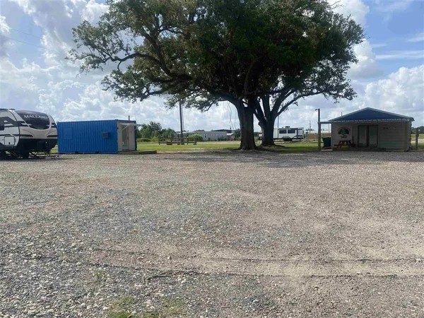 $450,000 | 5103 Highway 90, Vinton, LA 70668