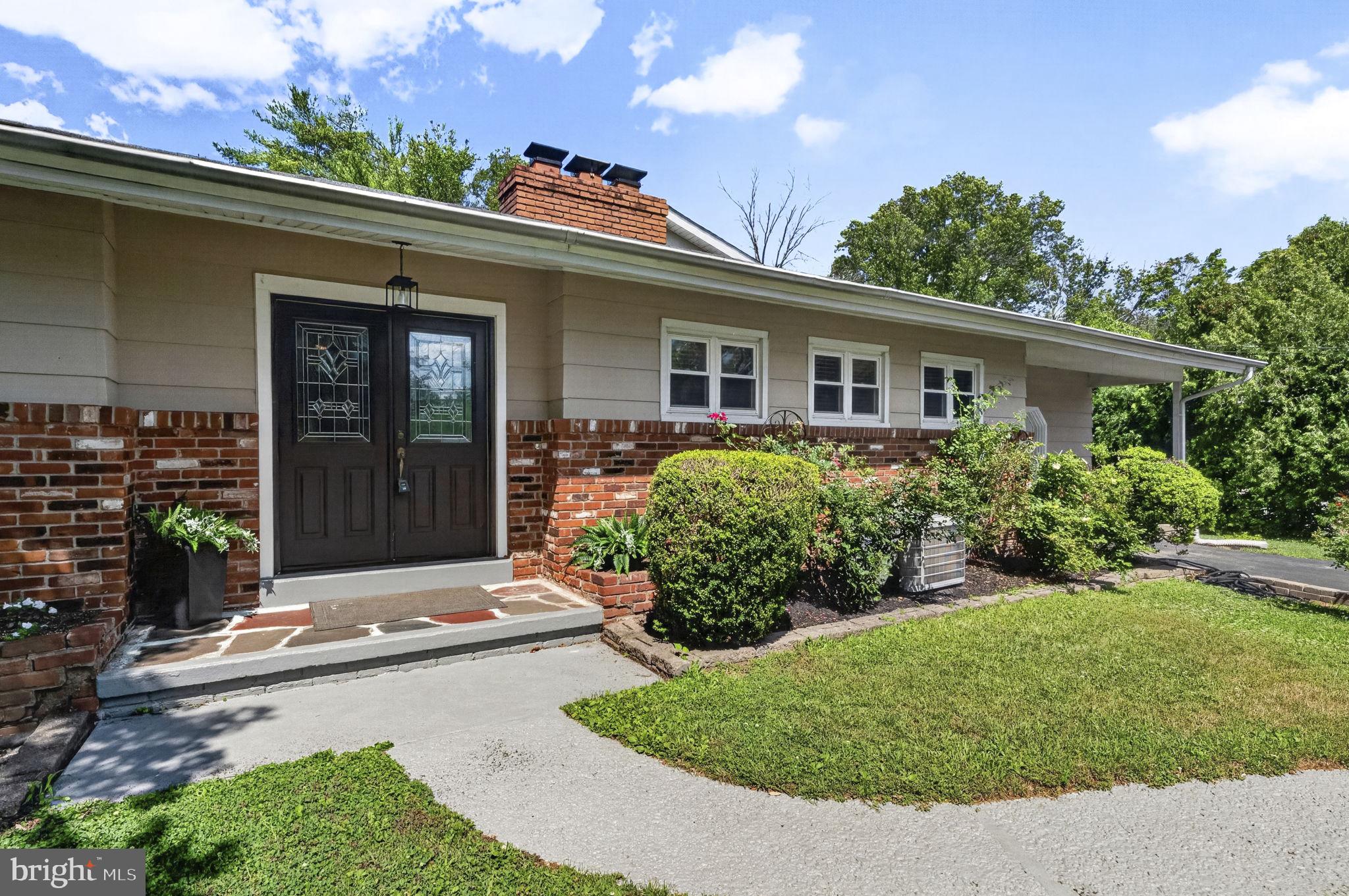 90 Franklin Corner Road Trenton, NJ 08648 - Photo 2 of 53