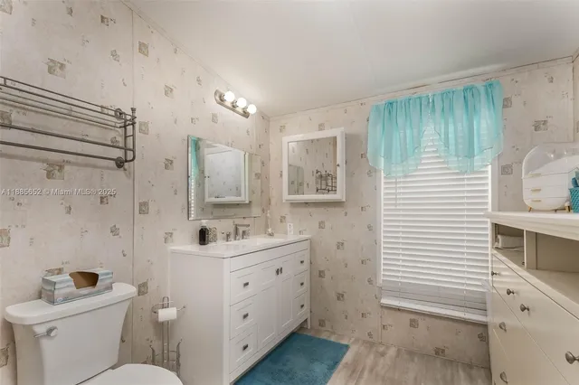 $239,990 | 1800 Southwest 85th Avenue, Davie, FL 33324