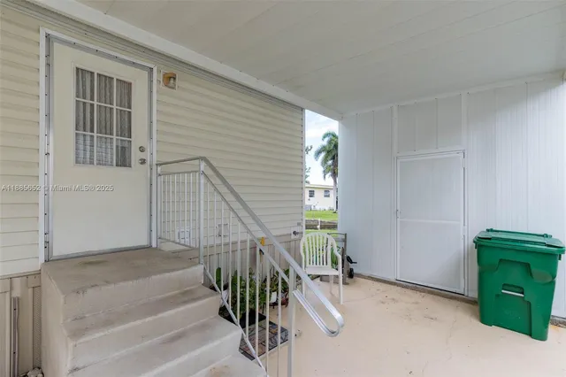 $239,990 | 1800 Southwest 85th Avenue, Davie, FL 33324