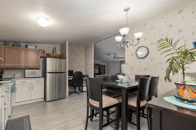 $239,990 | 1800 Southwest 85th Avenue, Davie, FL 33324