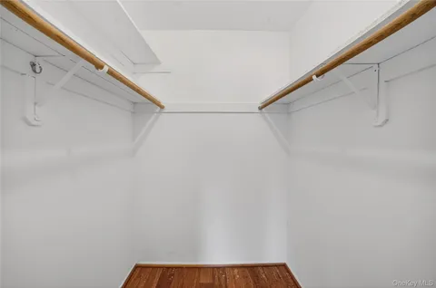 $425,000 | 18 Granada Crescent, Unit 14, White Plains, NY 10603