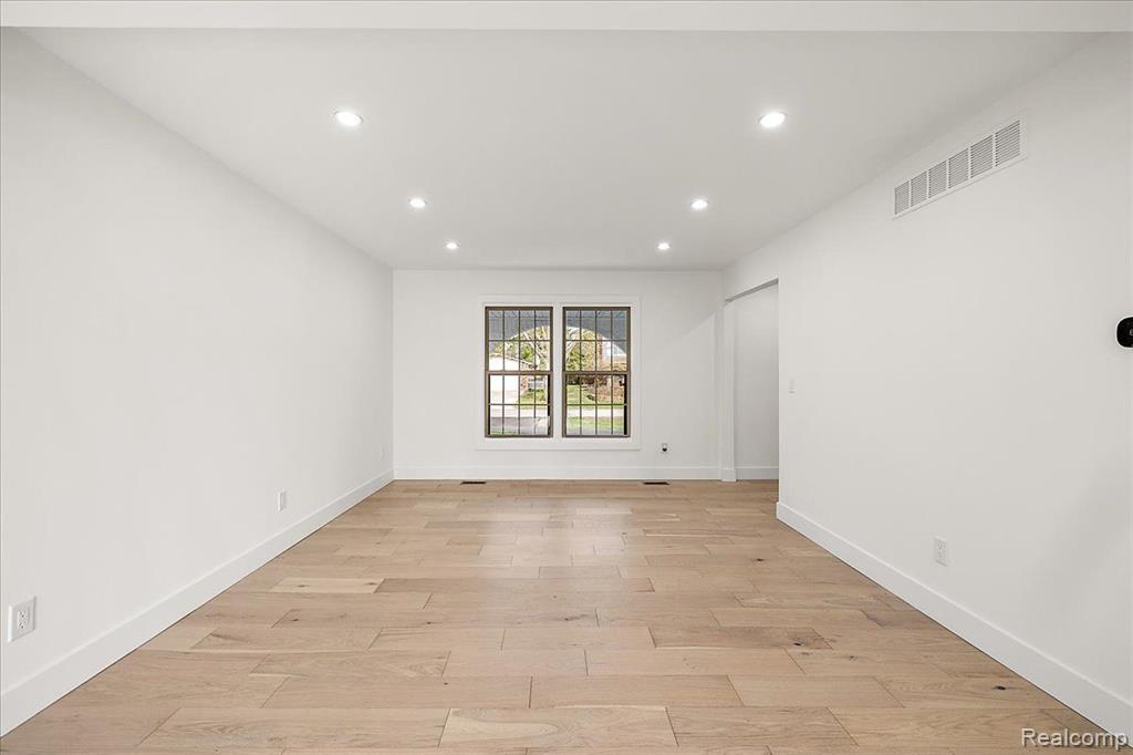 61561 North Ridge Trail Washington, MI 48094 - Photo 19 of 65 Gallery Image 19