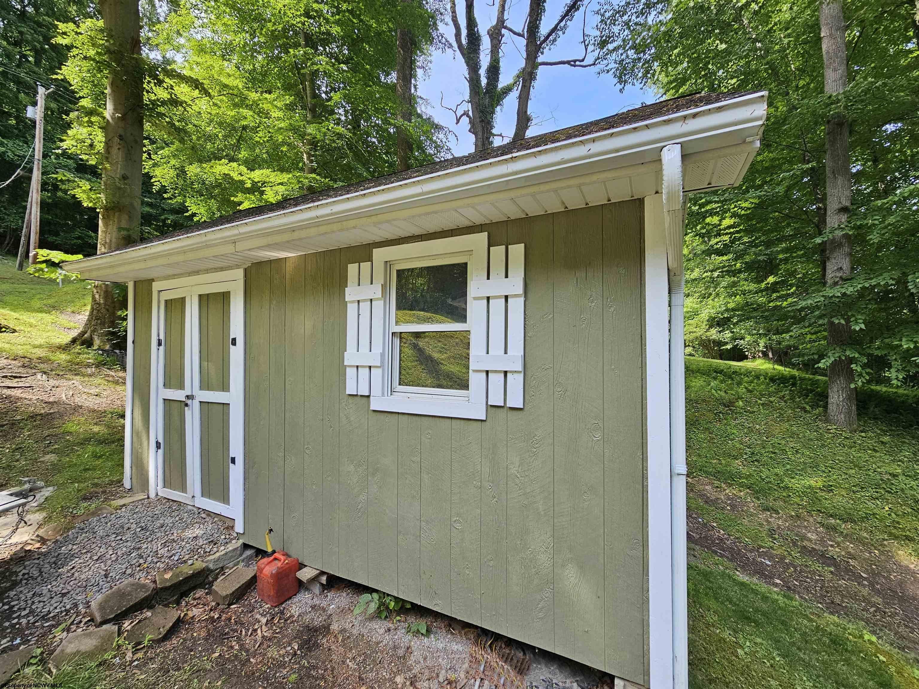 1418 Bunner Ridge Road Fairmont, WV 26554 - Photo 10 of 25 Gallery Image 10