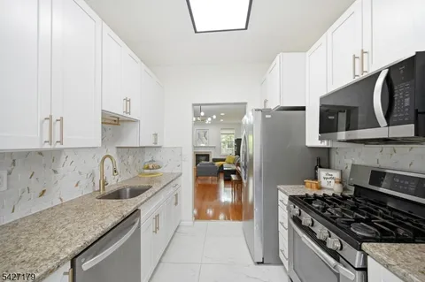 $649,000 | 214 Swathmore Drive, Nutley, NJ 07110