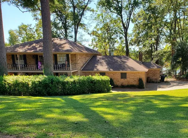 $519,000 | 1768 Willow Point Drive, Shreveport, LA 71119