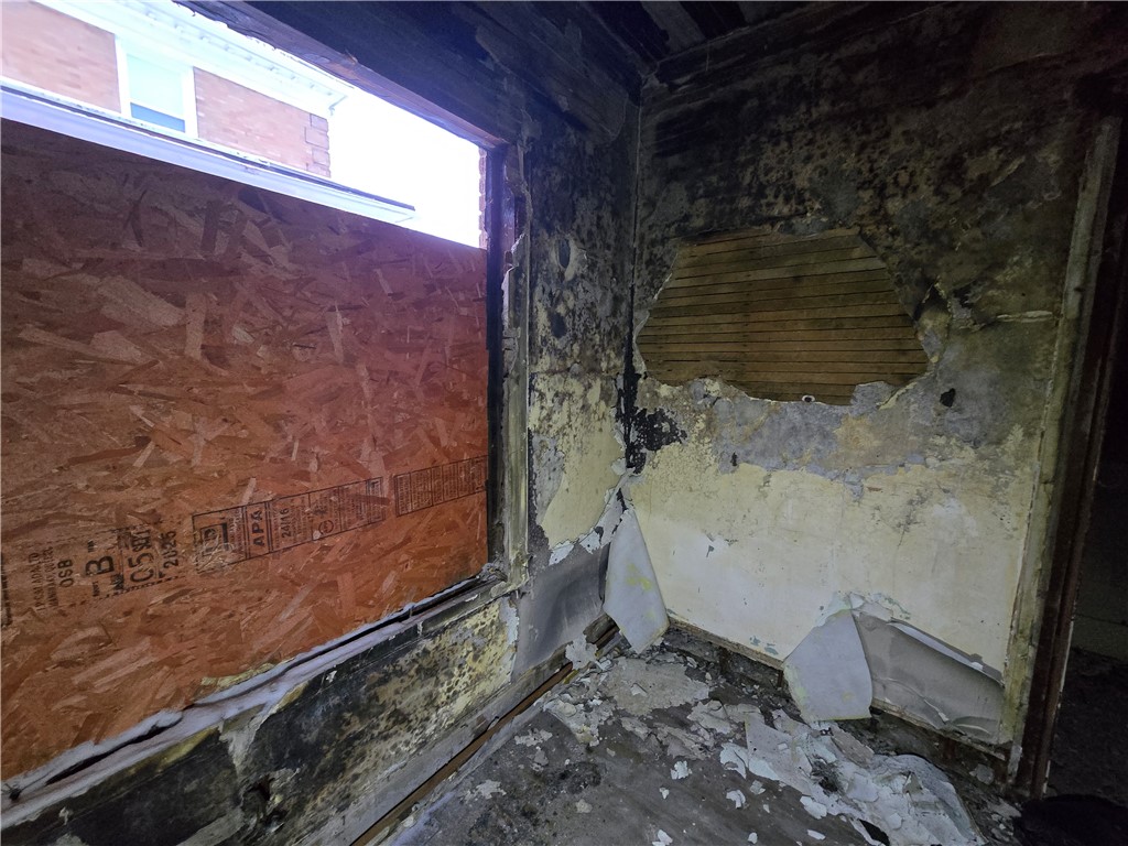 80 Huntington Park Rochester, NY 14621 - Photo 20 of 35