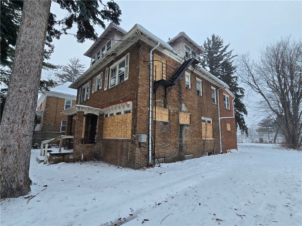 80 Huntington Park Rochester, NY 14621 - Photo 3 of 35