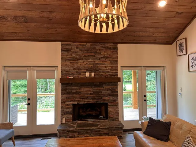 $599,000 | 305 Tusquittee Street, Hayesville, NC 28904