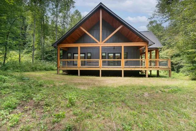 $599,000 | 305 Tusquittee Street, Hayesville, NC 28904
