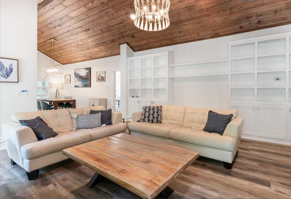 $599,000 | 305 Tusquittee Street, Hayesville, NC 28904