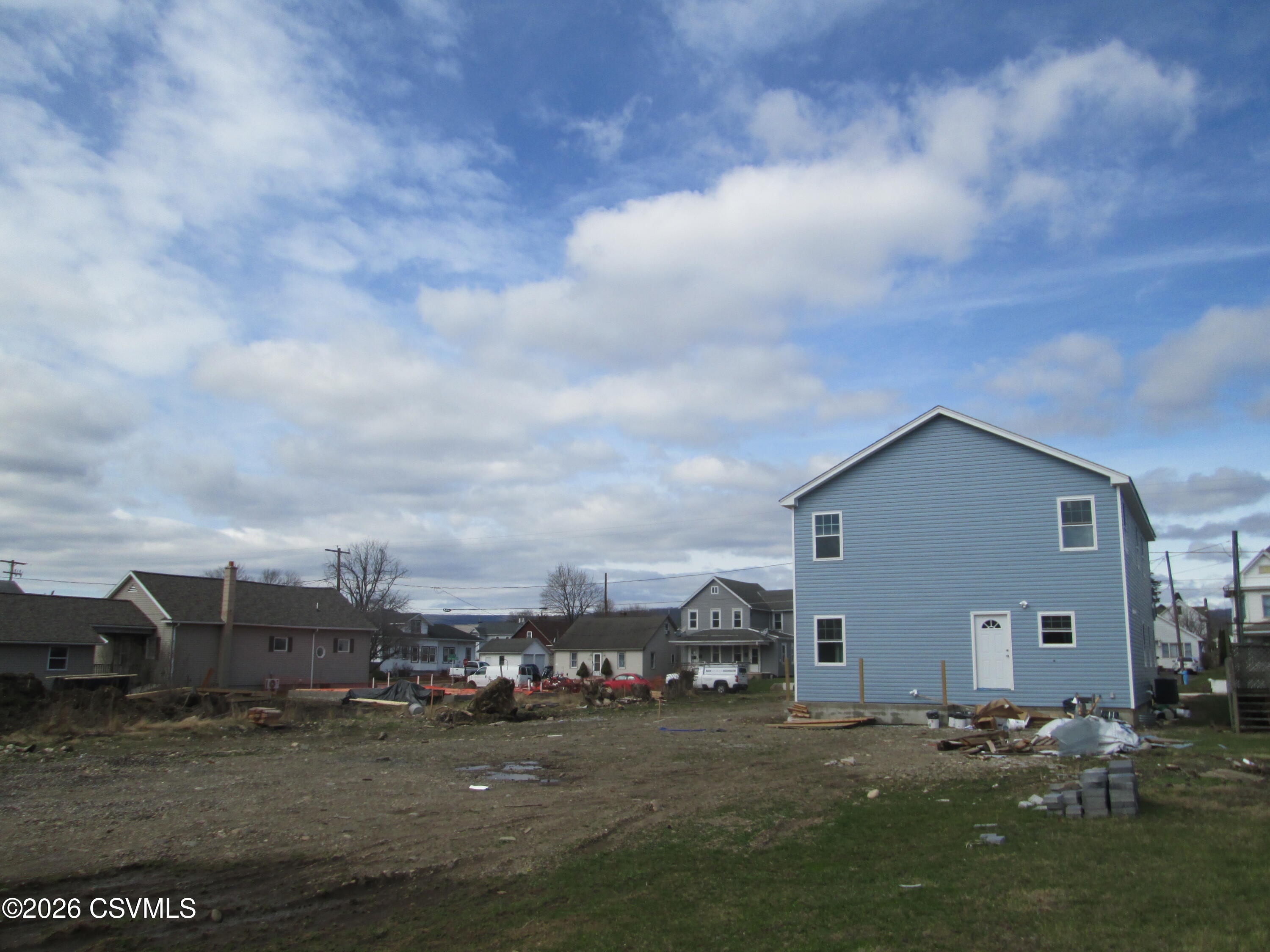 1332 Spring Garden Avenue Berwick, PA 18603 - Photo 8 of 37