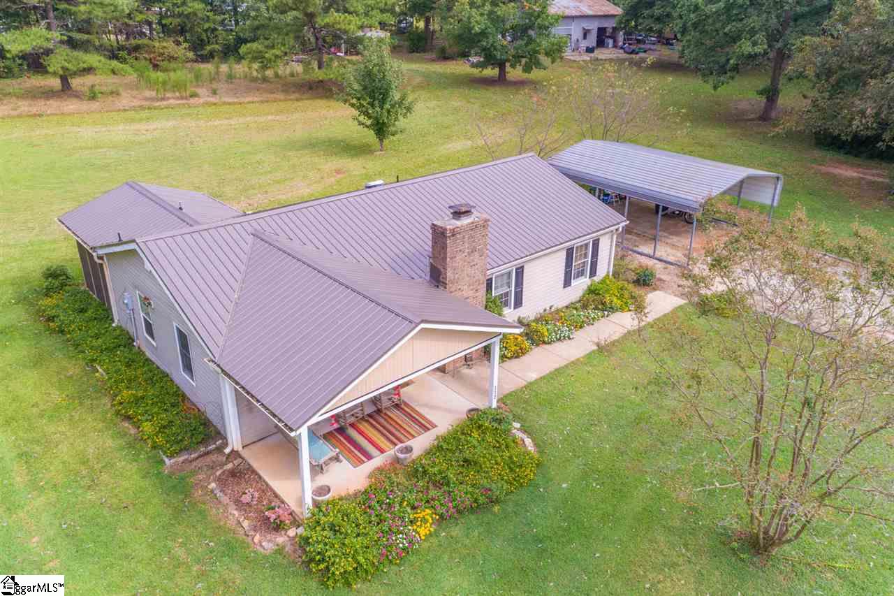 112 Rhonda Road Central, SC 29630 - Photo 2 of 26