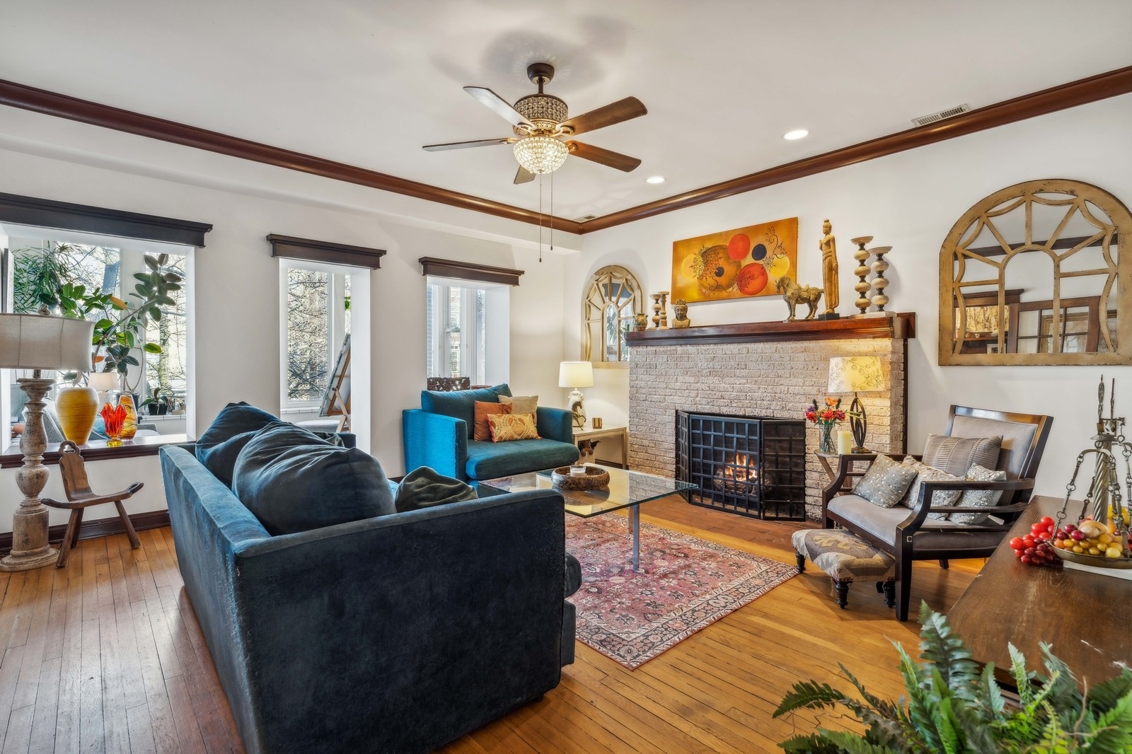 4432 North Racine Avenue, Unit 2S Chicago, IL 60640 - Photo 3 of 24 Gallery Image 3