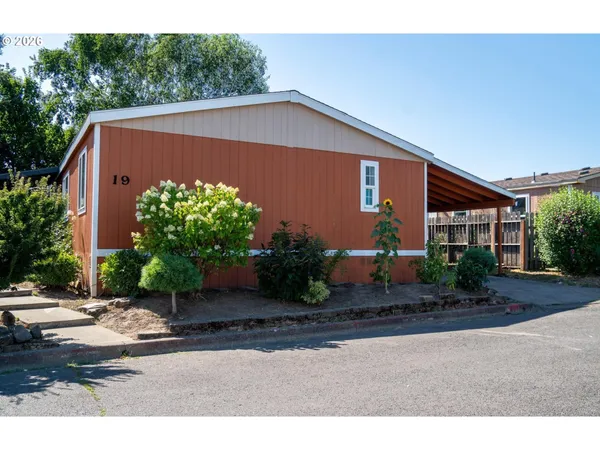 $130,000 | 300 South Everest Road, Newberg, OR 97132