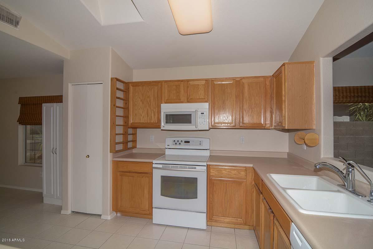 2836 East Wagoner Road Phoenix, AZ 85032 - Photo 12 of 26 Kitchen-Range