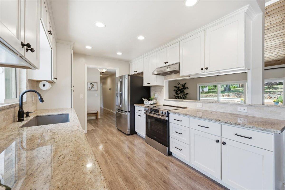 10704 Round Valley Road Grass Valley, CA 95949 - Photo 12 of 56